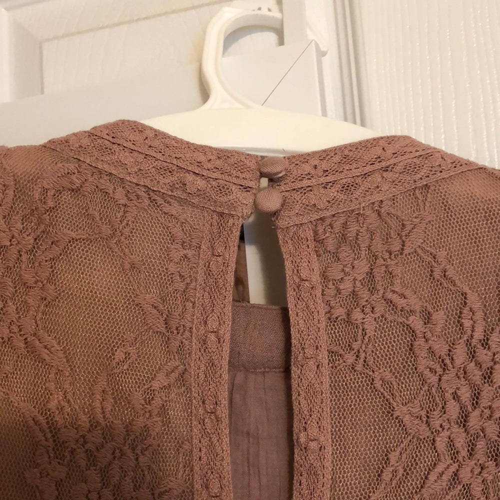 GORGEOUS long bell sleeve lace detailed top - XL - Picture 7 of 7